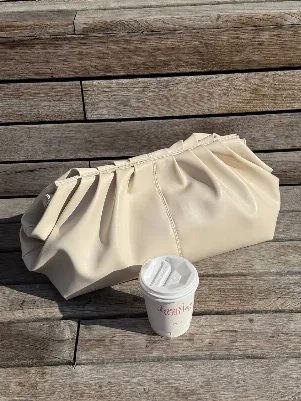 ALICE BAG MILK